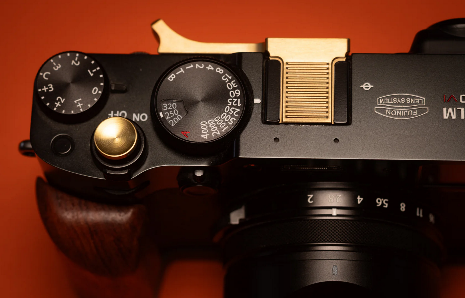 Squarehood Daumengriff für Fujifilm X100VI Brass