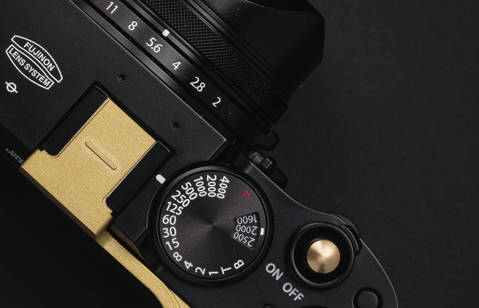 Squarehood Shutter Button Mini Soft/Auslöseknopf Mini Soft Brass