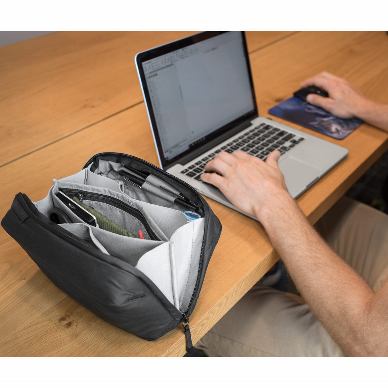 Peak Design Tech Pouch - Black - Organizer-Tasche für Smartphones, Kabel etc.